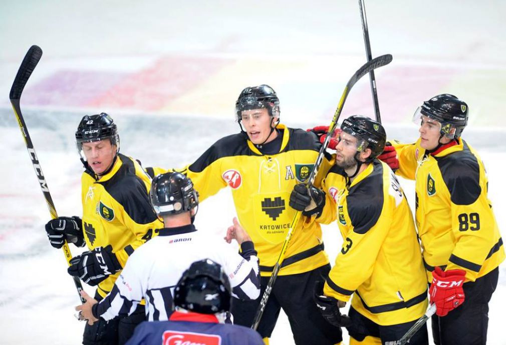 Hokej wrócił do "Satelity" - pierwsze zwycięstwo GKS-u Katowice