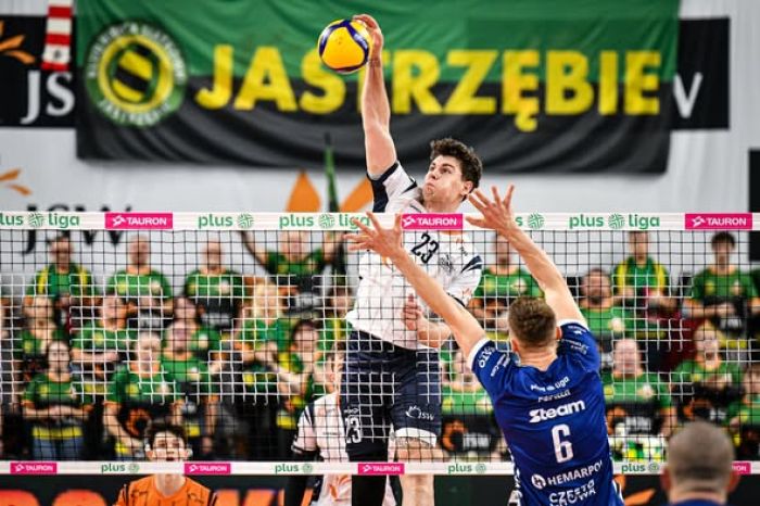 Męczarnie z ostatnią drużyną w tabeli