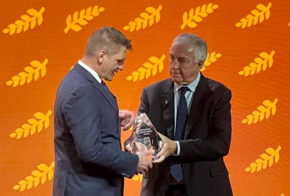 Leszek Laszkiewicz w hokejowej Galerii Sław