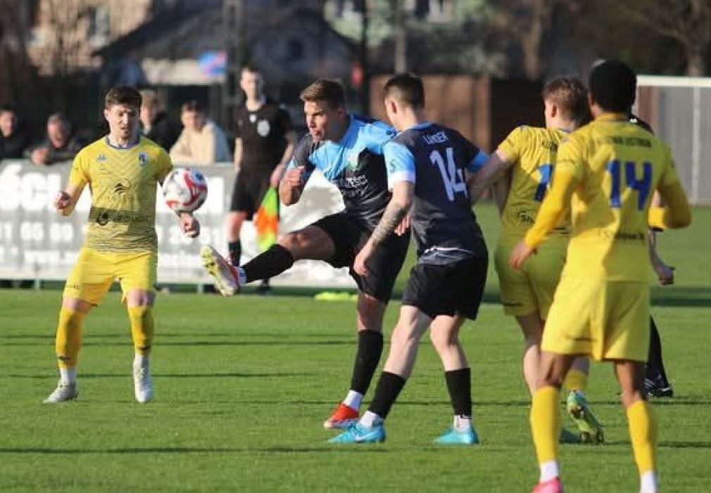 Odra Wodzisław i Gwarek w roli oczekujących - wyniki 36. kolejki 1. ligi śląskiej InterHall