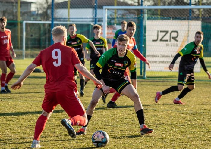 Derby dla Podlesianki. Rezerwy Górnika i Pniówek bez punktów - wyniki 22. kolejki Betclic 3. ligi