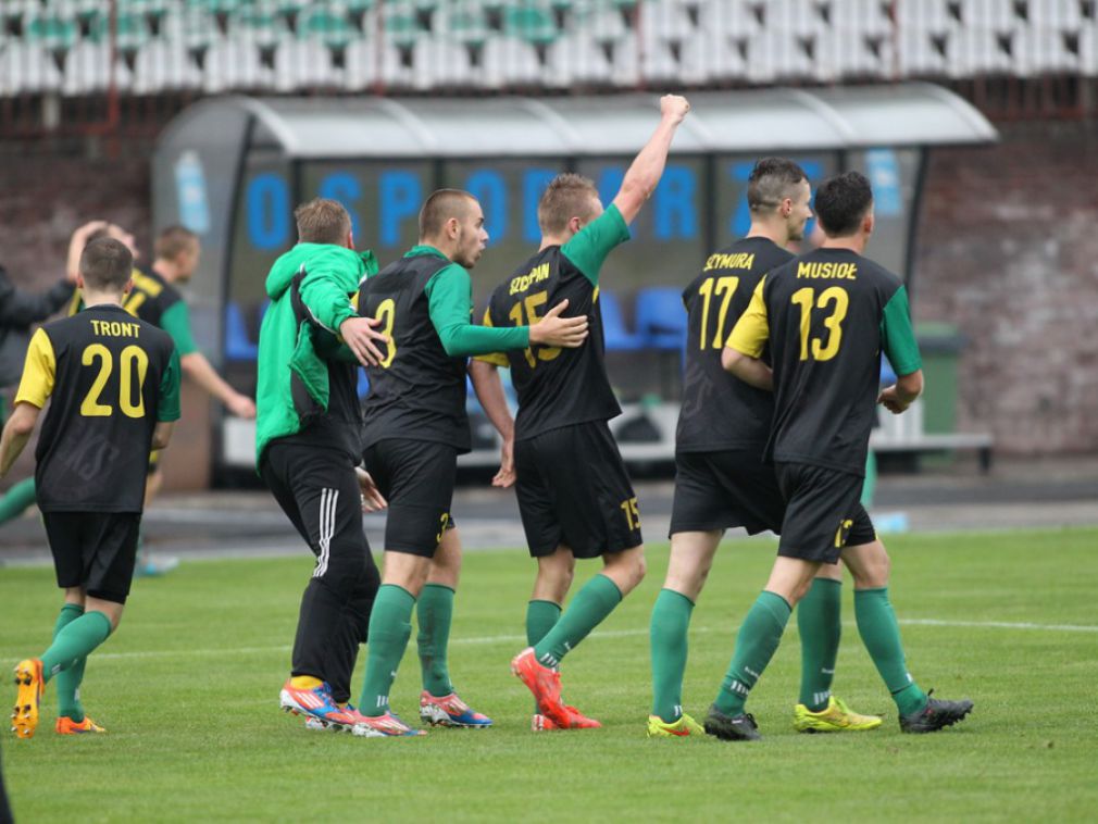 Hat trick Caniboła wyniósł GKS na fotel lidera - 6. kolejka III ligi (video)