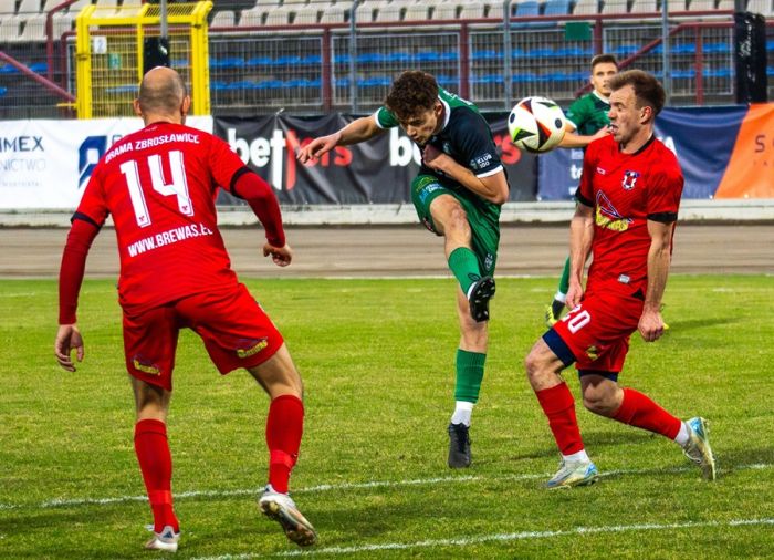 Lider wrócił na zwycięską ścieżkę - wyniki 13. kolejki 1. ligi śląskiej InterHall