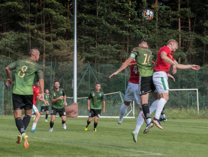 Gwarek poległ w derbowym starciu z Cidrami - wyniki 2. kolejki 1. ligi śląskiej InterHall