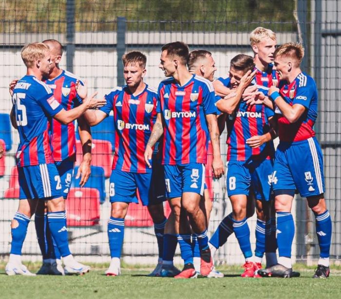 Wysokie zwycięstwa Polonii i Ruchu - wyniki 6. kolejki Betclic 1. ligi