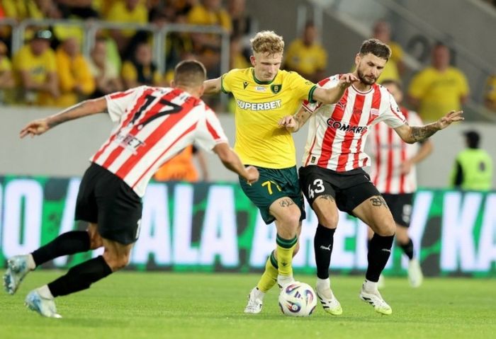 Górnik liderem! Cracovia rozbiła GieKSę - wyniki 9. kolejki PKO BP Ekstraklasy